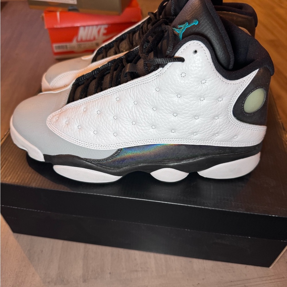 Nike Retro Jordan 13 Barons Hologram Size 9.5